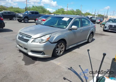 2014 Subaru Legacy 2.5I Premium из США, поврежденный, VIN 4S3BMBC66E3036161